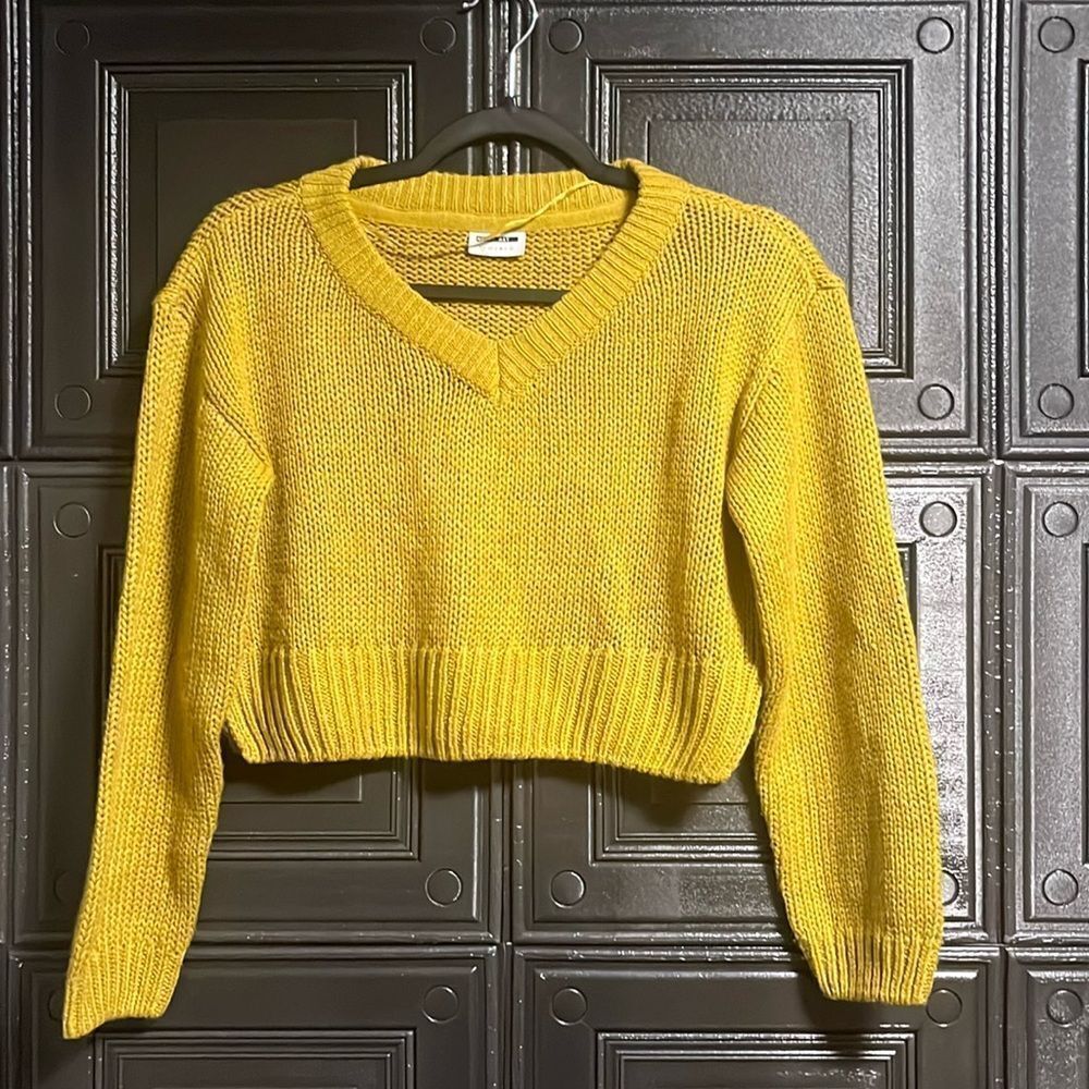 Noisy May Cropped sweater